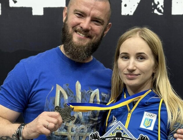 Лучанка стала чемпіонкою Кубка України з жиму лежачи