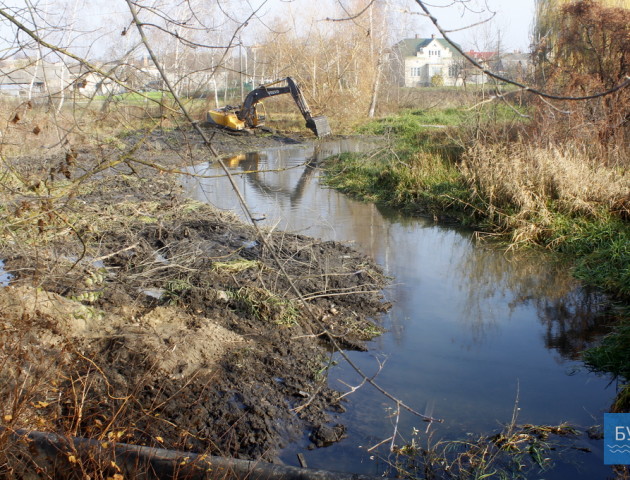 У Володимирі розчищають русло річки - там хочуть облаштувати відпочинкову зону
