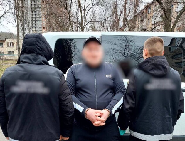 Волинянин зі спільниками видурив у людей понад 200 тисяч гривень