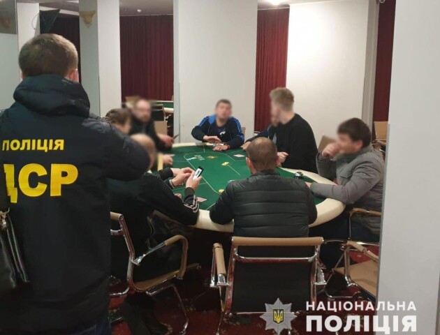 На Волині за добу закрили майже 200 гральних закладів
