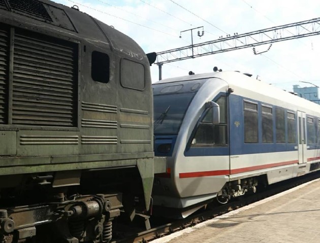 Усе без змін: пасажири вкотре нарікають на сервіс у рейковому автобусі Ківерці-Львів