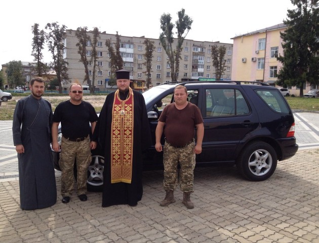Волинський священик вирушив на Схід. ФОТО