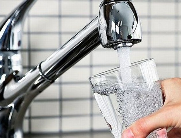 Лучан попереджають про низький тиск води