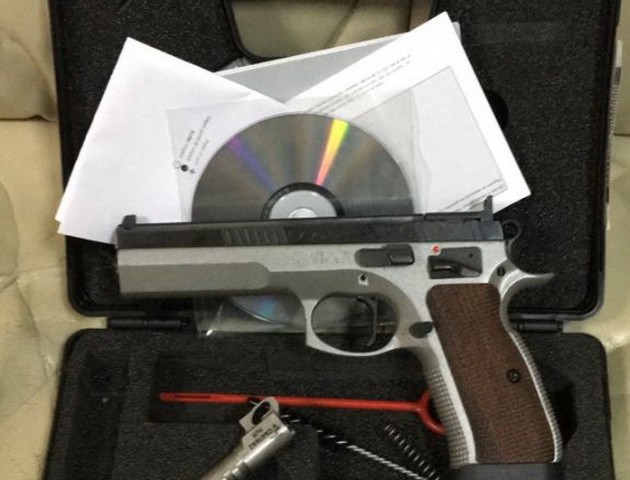 На Волині затримали чоловіка, який займався контрабандою зброї з Європи до України. ФОТО