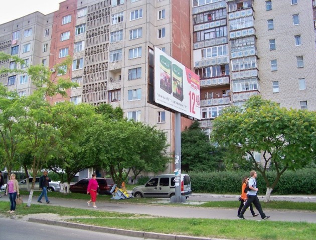 На одній із вулиць Луцька заборонили рух транспорту