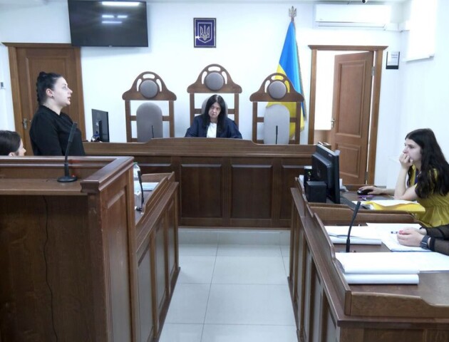 У Луцьку судять жінку, яка намагалася продати дитину подруги