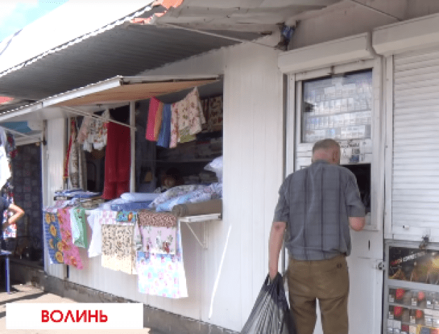 У Луцьку на старому ринку хочуть знести кіоски. ВІДЕО