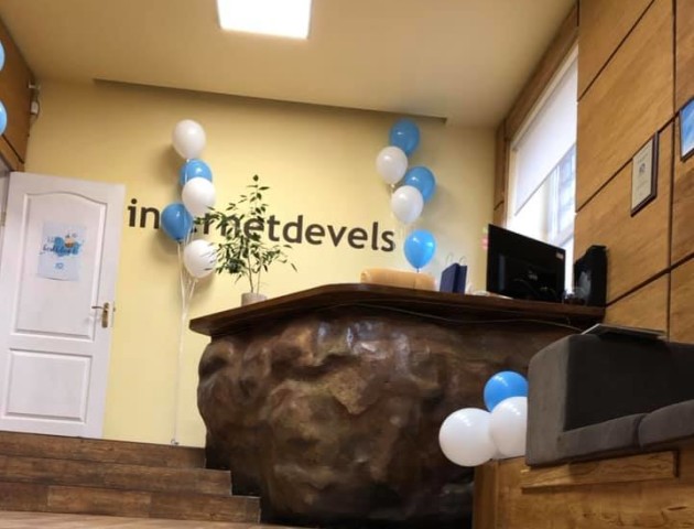 Луцька ІТ-компанія «InternetDevels» відзначає день народження. ФОТО