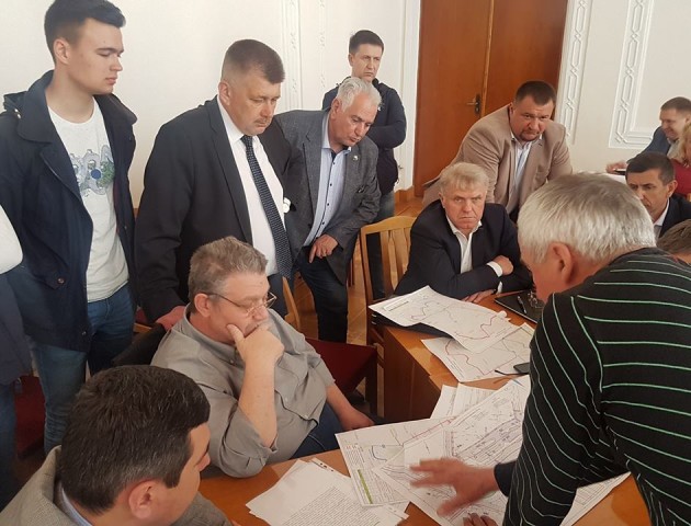 У Волинській ОДА обговорили будівництво об'їзної дороги біля Луцька