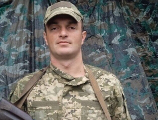 Захисник з Волині отримав «Золотий хрест» від Залужного