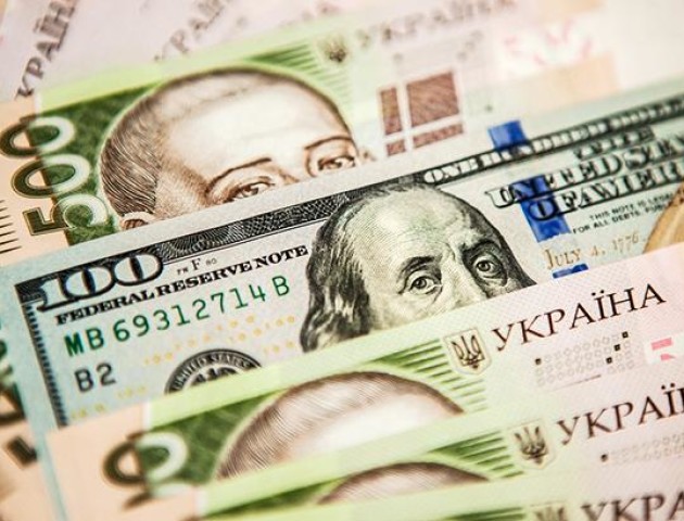 Курс валют на 31 серпня: долар і євро знову суттєво дорожчають
