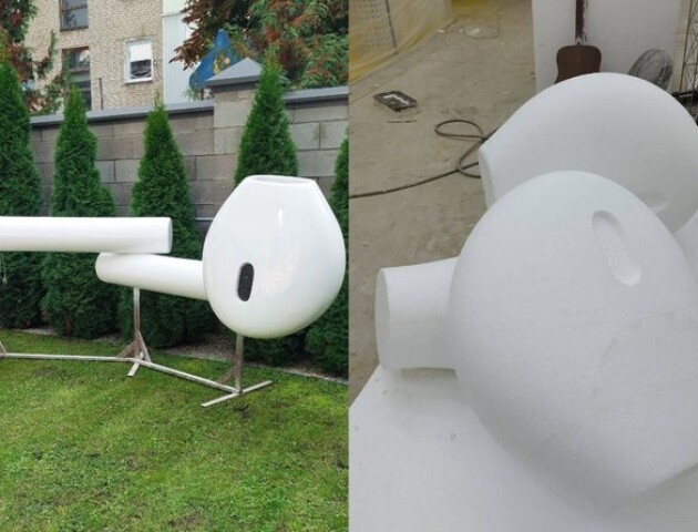Гігантські навушники AirPods на Волині планують зареєструвати в Книзі рекордів
