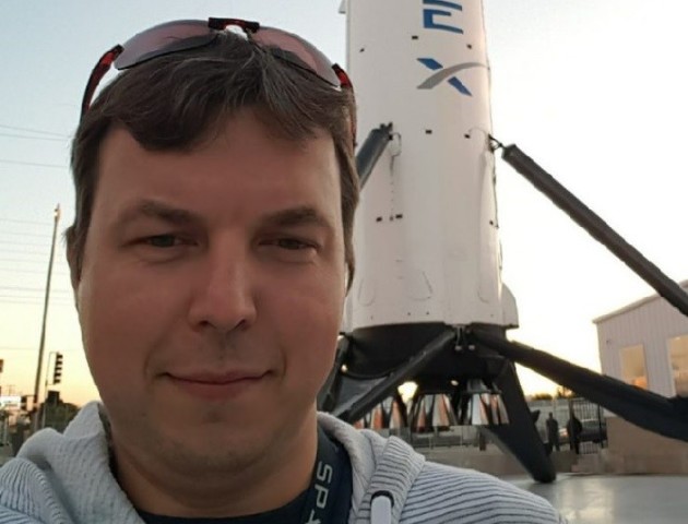 Українець, який запускав Falcon Heavy в космос, розповів про роботу в компанії Ілона Маска