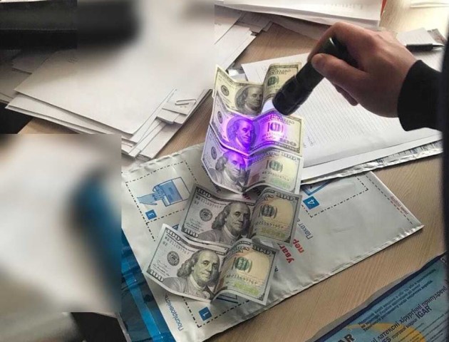 Чиновницю однієї з волинських ОТГ викрили на хабарі. ФОТО