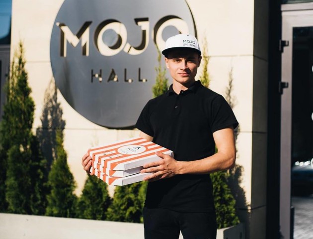 Луцький ресторан «Mojo» запустив сервіс доставки їжі