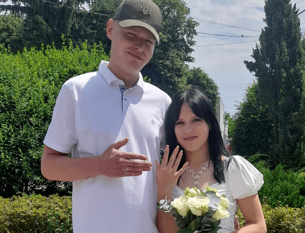 Війна коханню не завада: волинянка вийшла заміж за військового з Львівщини