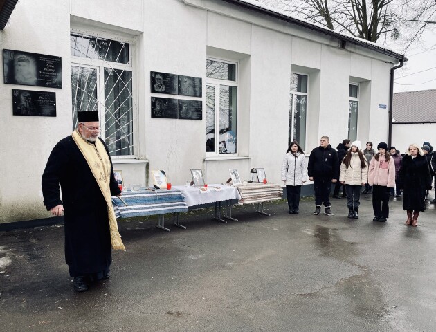 На Волині загиблим воїнам встановили меморіальні дошки