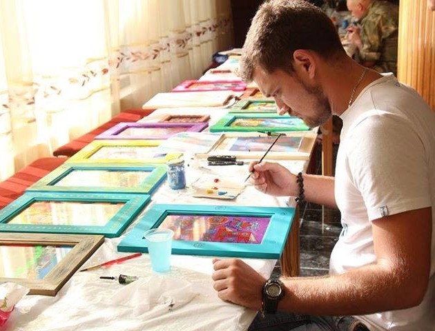У Луцьку відбудеться виставка картин бійця АТО - «Парадокси війни»