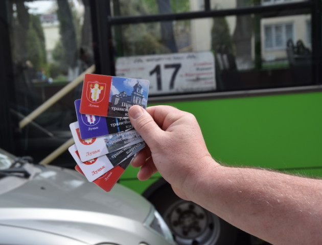 У луцьких маршрутках №17 запровадять квиткові валідатори