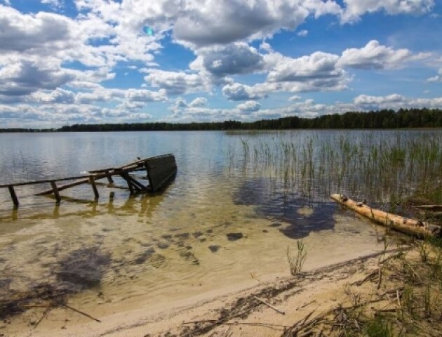 Розповіли, де на Волині можна безпечно купатись