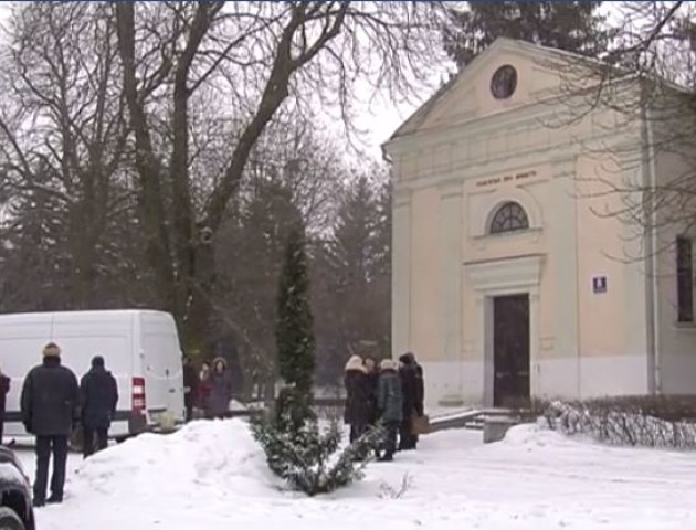У Луцьку попрощались із першим ректором ВДУ Анатолієм Свідзинським. ВІДЕО