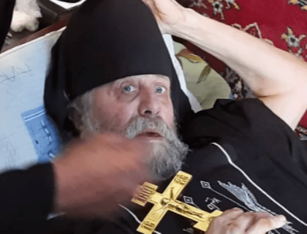 Священник, який одним із перших на Волині перейшов у ПЦУ, постригся у ченці