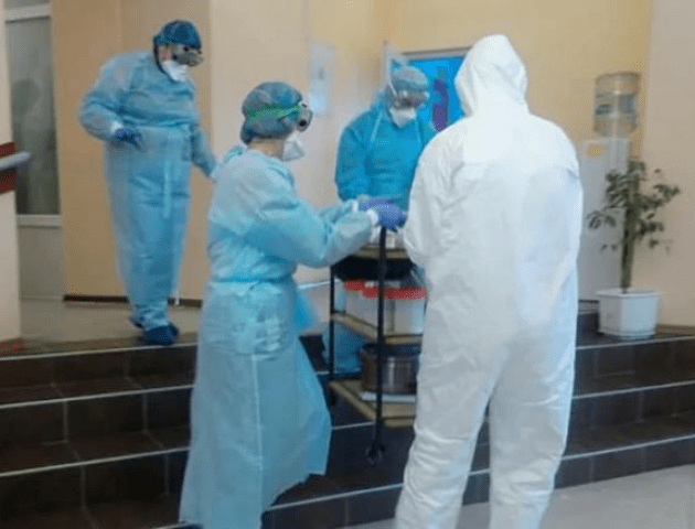 Обсервація для українців, які повертаються з-за кордону, тепер буде обов'язковою
