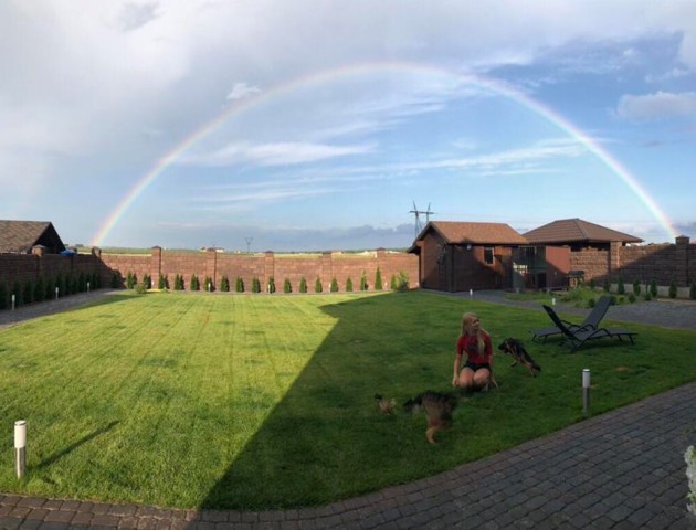 Лучани активно діляться фотографіями літньої веселки