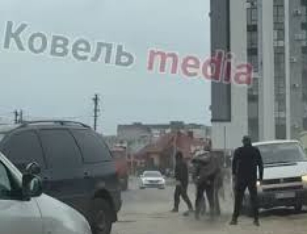 На Волині чоловіки побились із представниками ТЦК