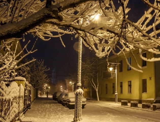 Фотограф показав красу засніженого Луцька. ФОТО