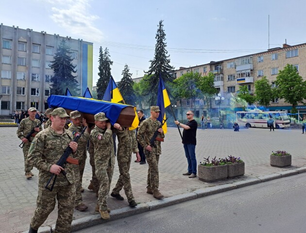 Навіки 24. Ковель попрощався з юним захисником України