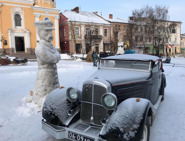 Фільм «Червоний. Без лінії фронту»: опублікували перші фото зйомок