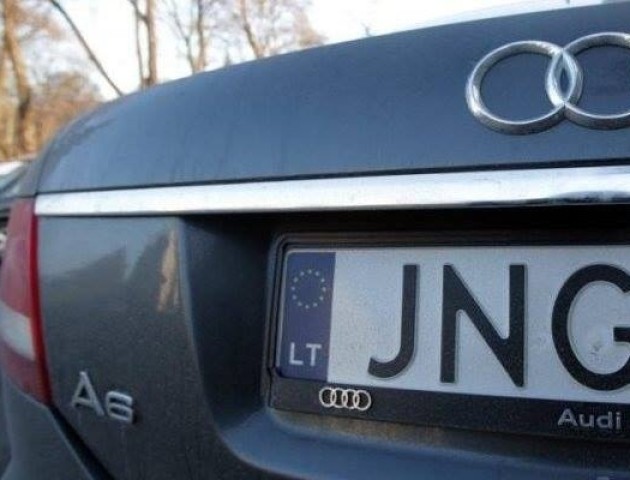 Афера на «євробляхах»:  на Волині десятки людей виявили, що на них оформлені авто. ВІДЕО