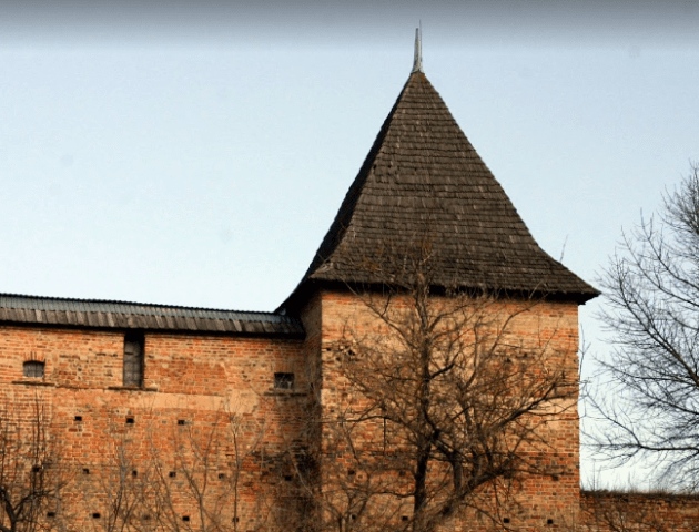 Голограма привида та воскові фігури: у Луцьку хочуть оновити «історію»
