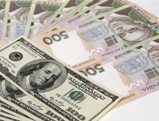 Курс валют на 24 вересня: євро дешевшає, долар – на місці