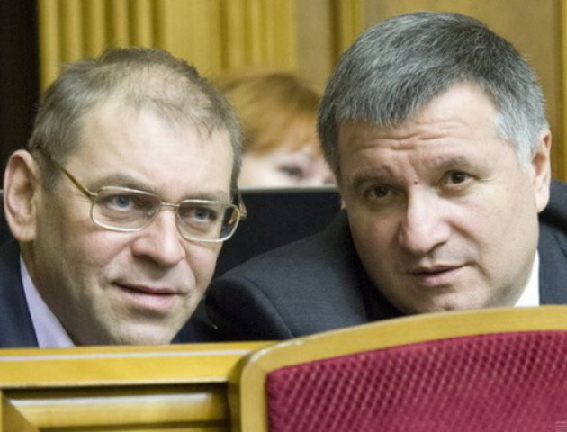 Аваков заявив, що Пашинський не вивозив снайпера з Майдану в 2014 році