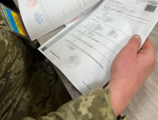 В «Устилузі» затримали чоловіка, який хотів виїхати за кордон, вдаючи з себе багатодітного батька