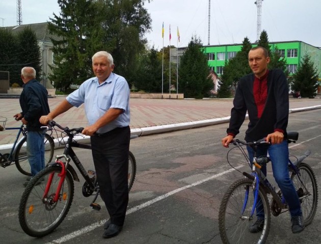 Іваничівці організували велопробіг. ФОТО