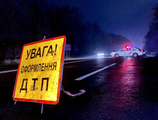 У селі на Волині перекинулося авто: водія госпіталізували