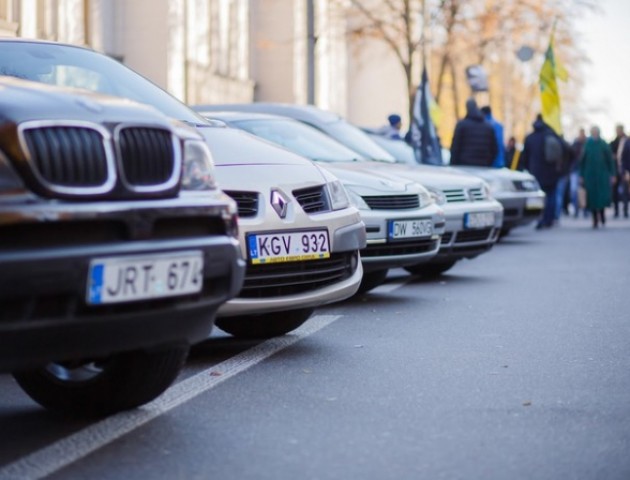 «Через півроку в Україні не залишиться євроблях», - нардеп Лапін