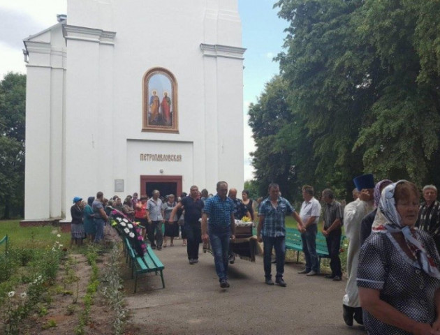 Поховали атовця, який помер у луцькому сквері