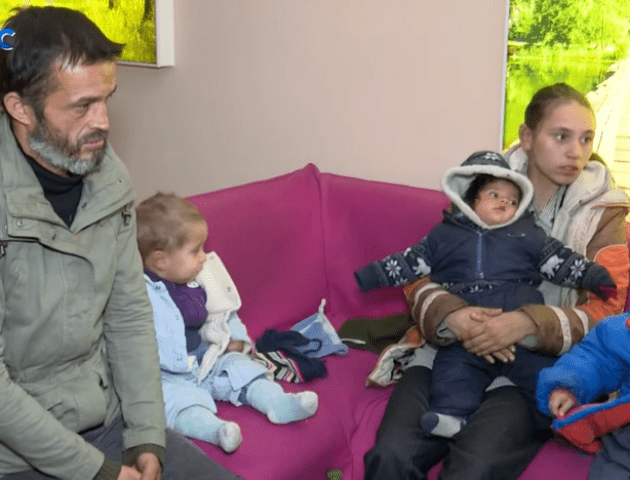 На Волині сім'ю ромів з трьома дітьми хочуть виселити із закинутого будинку