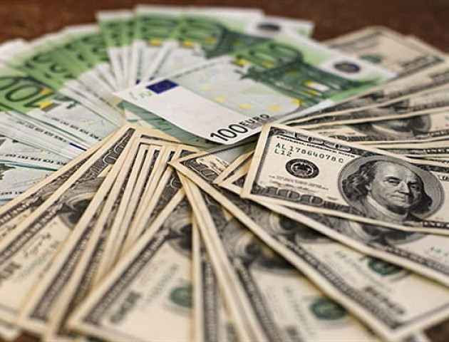 Курс валют на 26 січня: євро б'є новий антирекорд