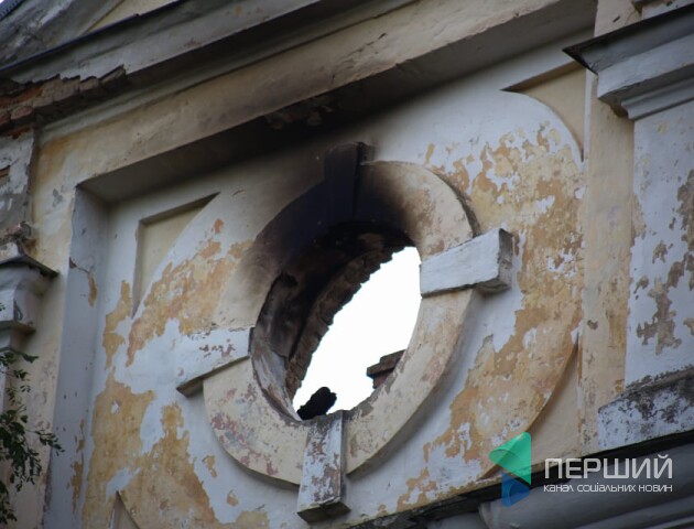 Дехто лишився в одній футболці: пацієнтам згорілого госпіталю збирають допомогу