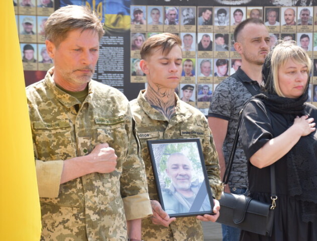 Луцьк  провів в останню дорогу загиблого Героя Олександра Ульяницького. ФОТО