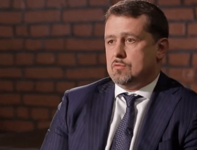 Порошенко каже, що звільнив скандального есбеушника Семочка