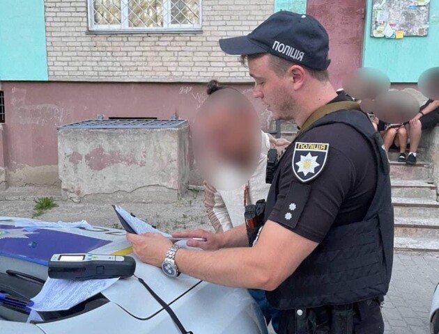 У Луцьку п‘яний водій ледь не збив двох дітей