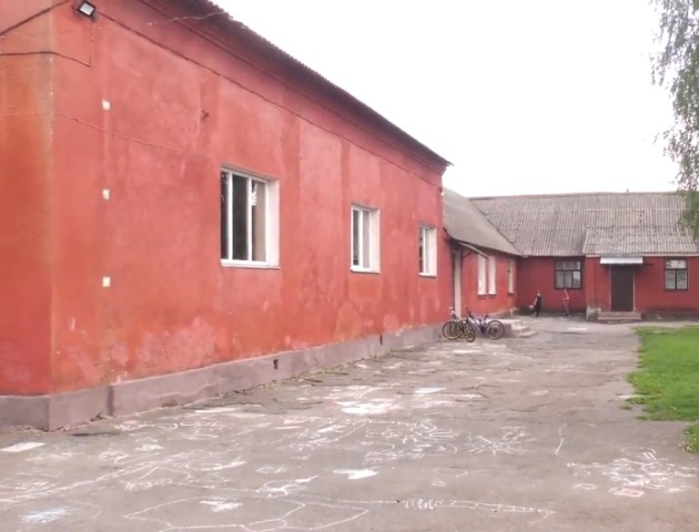 Через аварійність у луцькій школі хочуть закрити спортзал. ВІДЕО