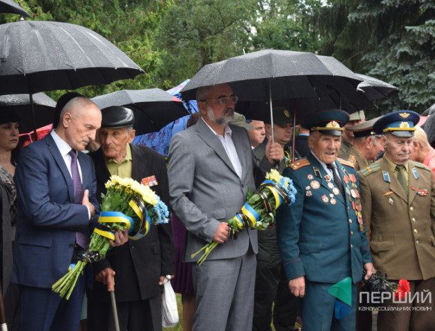 Як у Луцьку вшановували жертв Другої світової. ВІДЕО