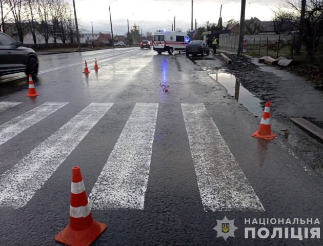 У Луцьку п'яний водій на переході збив жінку з 10-річною дитиною